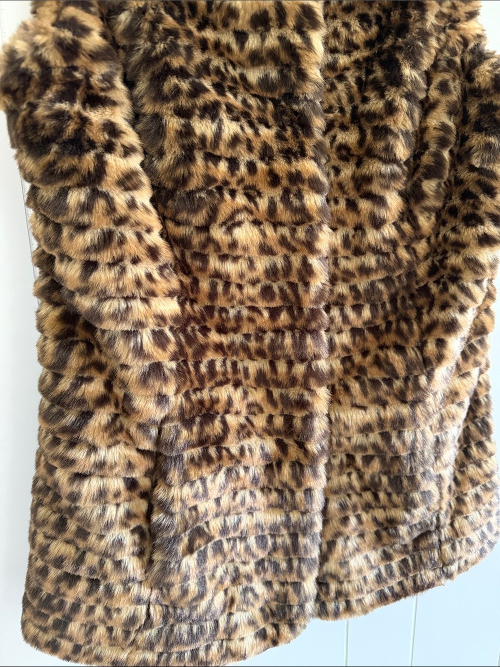 Dennis Basso Faux Fur Leopard Vest Size XS Mob Wife Winter Glam Boho - Picture 5 of 12